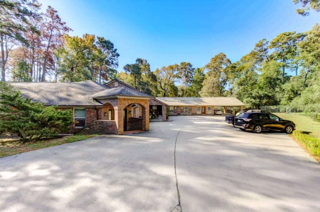 Forest Cottage Senior Care Assisted Living in Willis, TX